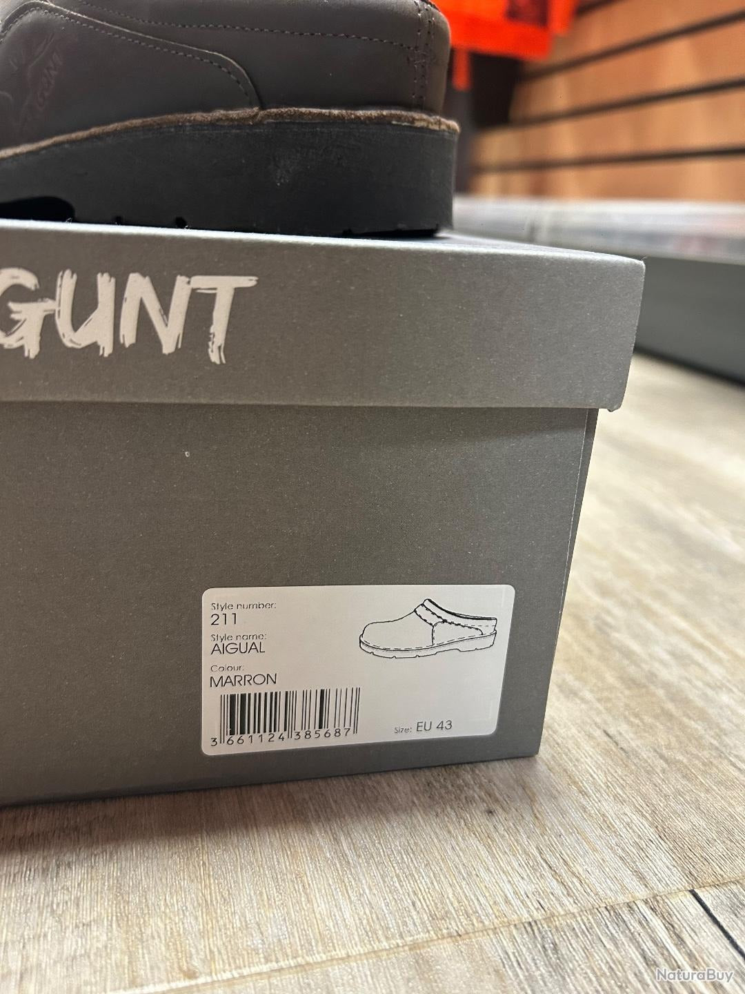 SABOT STAGUNT CUIR AIGUAL taille 43